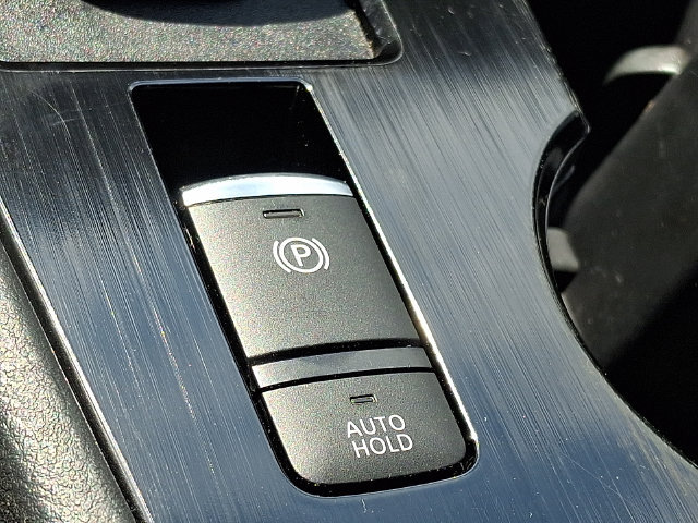Used 2023 Nissan Rogue S FWD image 25
