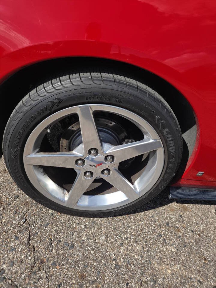 Used 2006 Chevrolet Corvette Convertible w/ Preferred Equipment Group RWD image 26