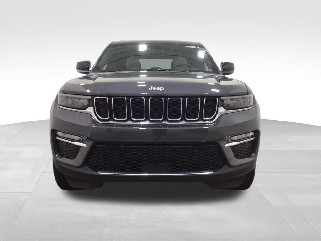 Used 2025 Jeep Grand Cherokee Limited AWD/4WD image 7