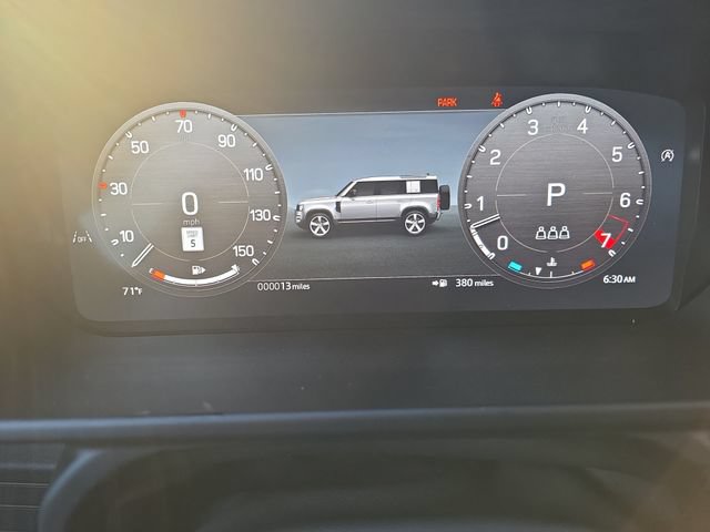 New 2026 Land Rover Defender 110 X-Dynamic SE AWD/4WD image 14