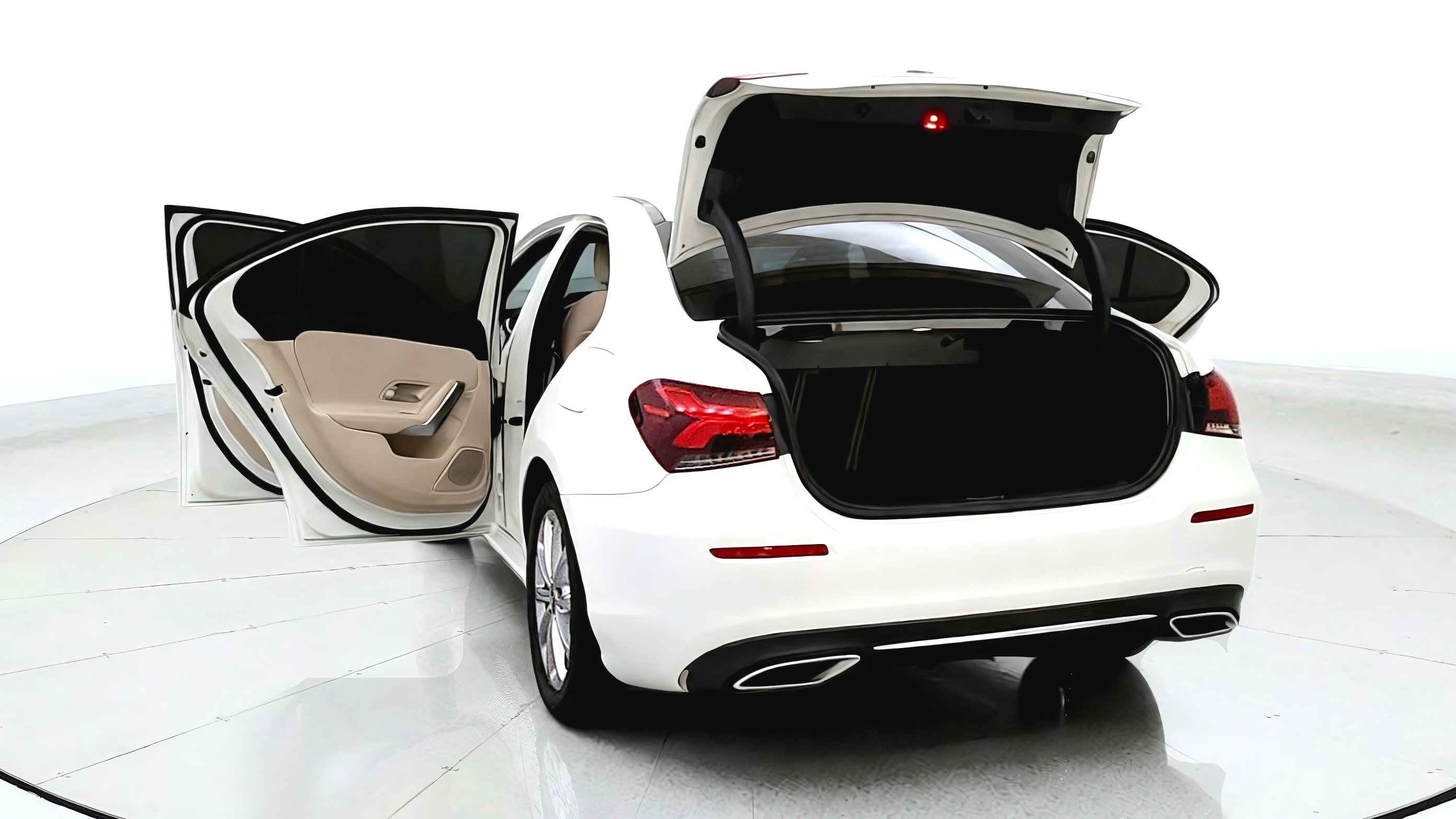 Used 2021 Mercedes-Benz A 220 image 13