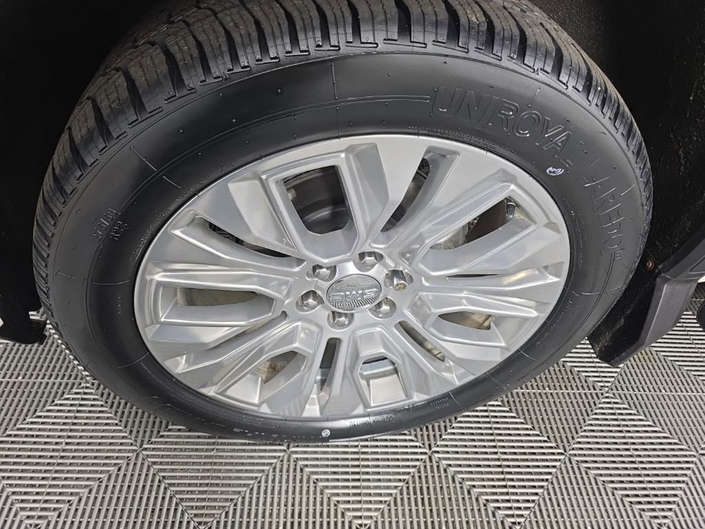 Used 2021 GMC Sierra 1500 Denali w/ Denali Ultimate Package image 10