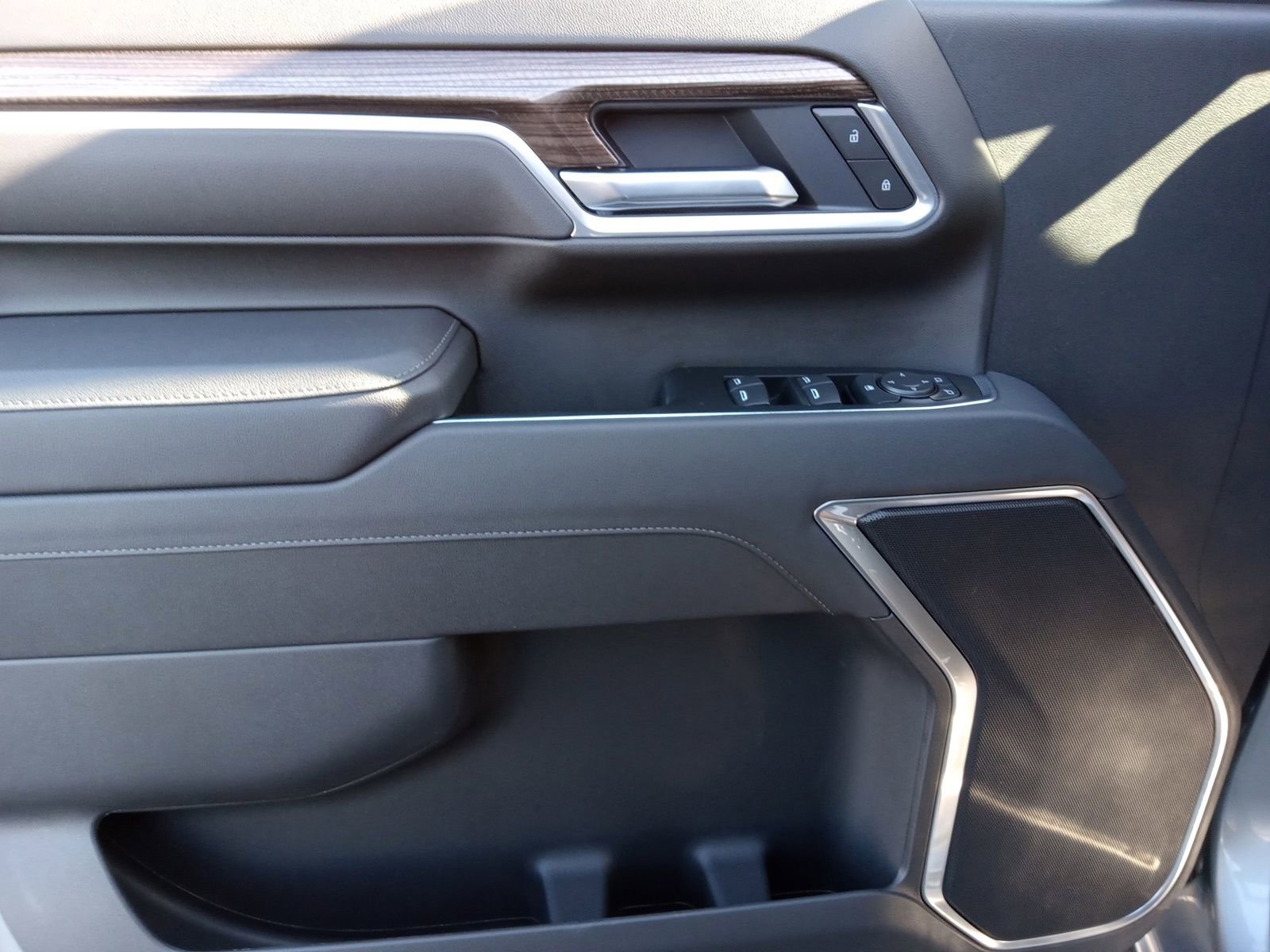 Used 2026 Chevrolet Silverado 2500 LT image 10