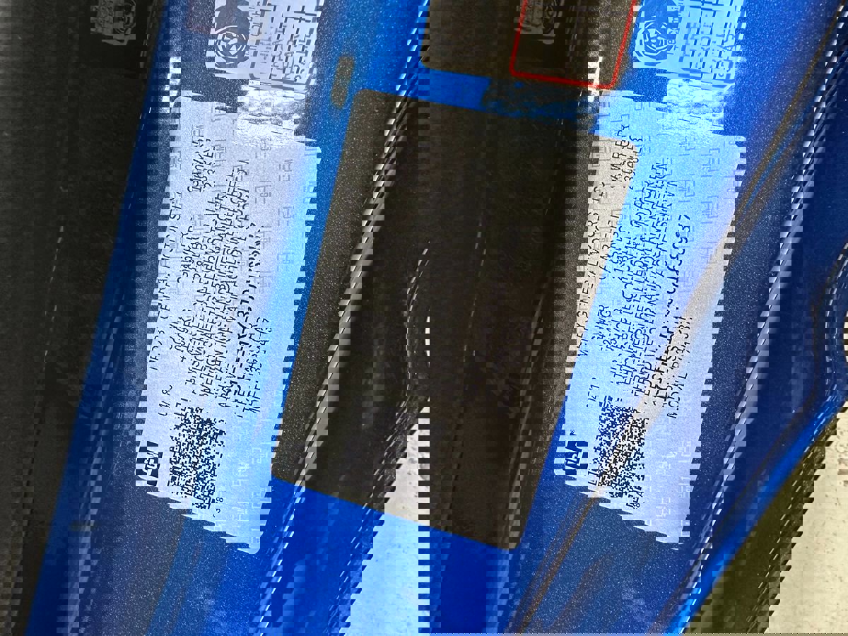 Used 2018 Chevrolet Camaro SS image 21