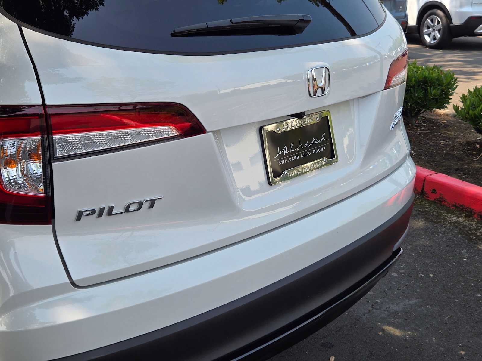 Used 2022 Honda Pilot Sport image 14