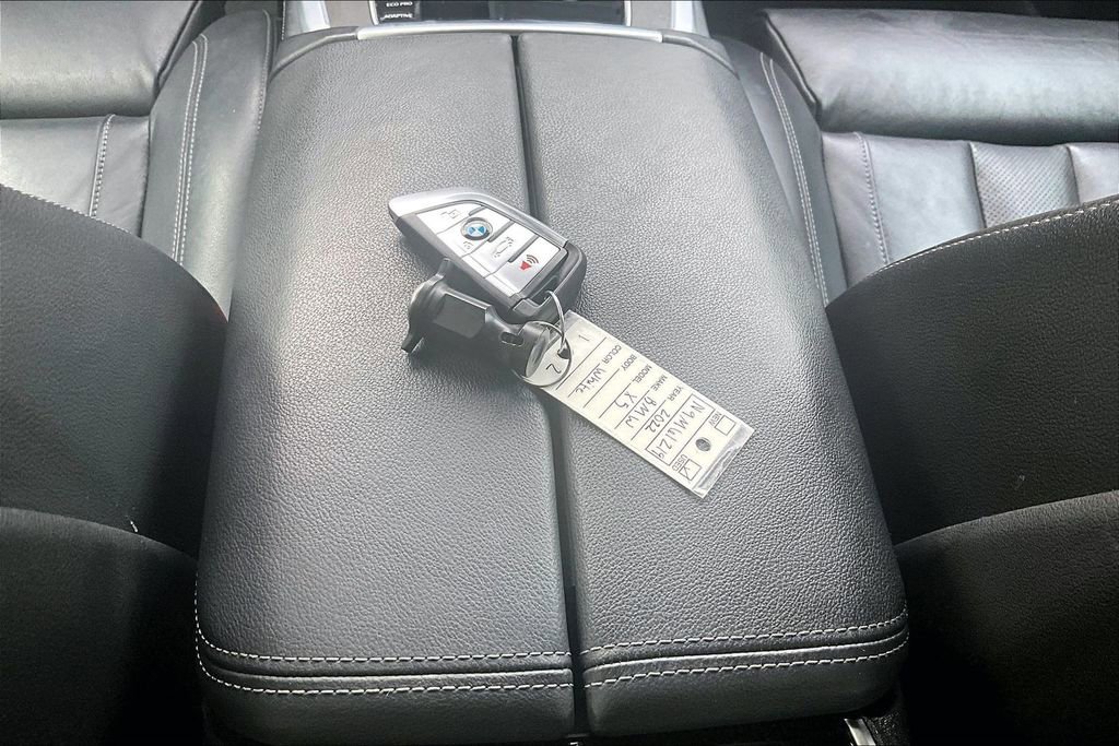 Used 2022 BMW X5 sDrive40i w/ M Sport Package image 14