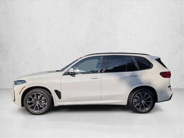 Certified 2024 BMW X5 xDrive40i w/ M Sport Package AWD/4WD image 9