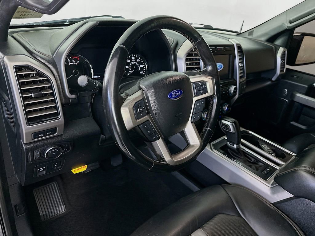 Used 2019 Ford F150 Platinum w/ Equipment Group 701A Luxury AWD/4WD image 31