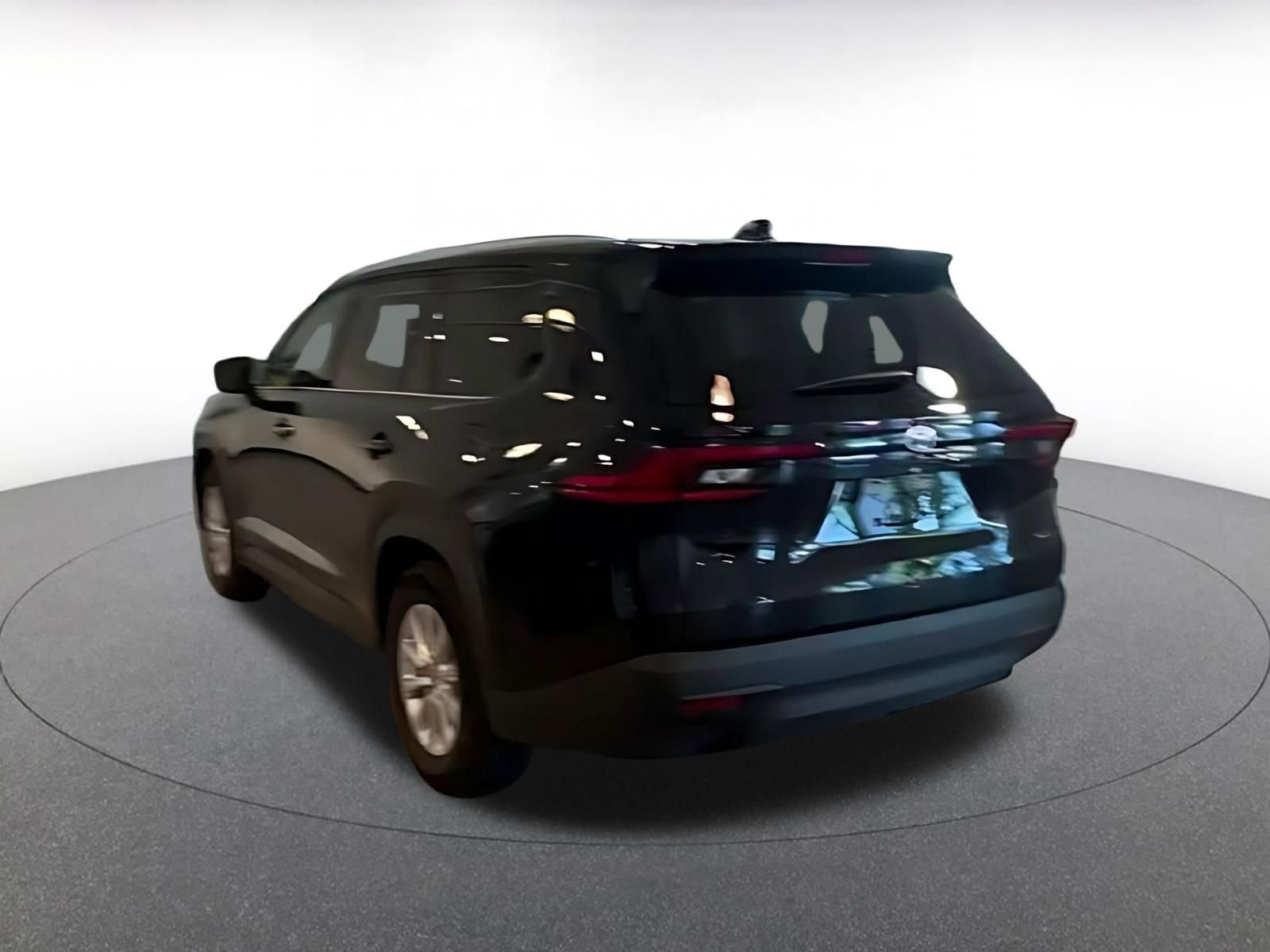 Used 2025 Toyota Grand Highlander FWD image 16