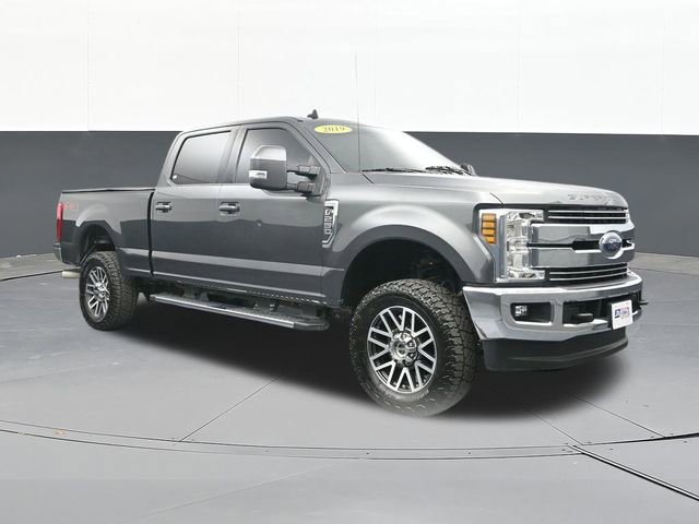 Used 2019 Ford F250 Lariat w/ Lariat Value Package AWD/4WD image 1