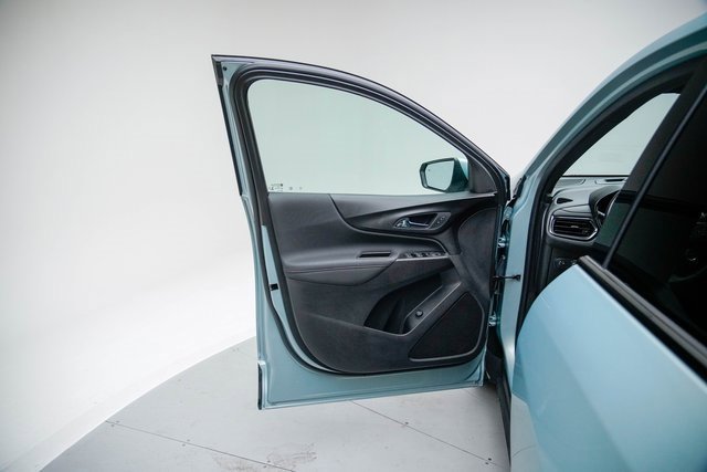 Used 2022 Chevrolet Equinox RS w/ LPO, Floor Liner Package image 22