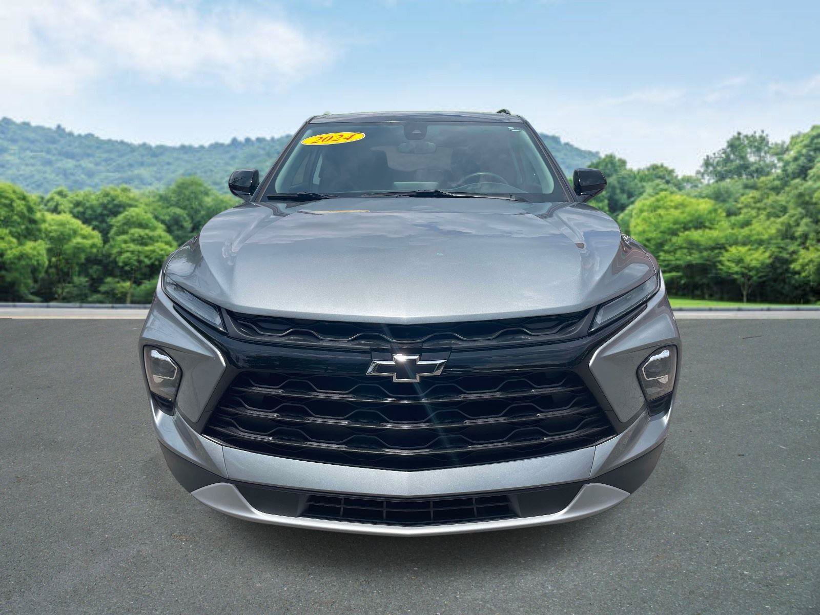 Used 2024 Chevrolet Blazer LT w/ Midnight/Sport Edition FWD image 25