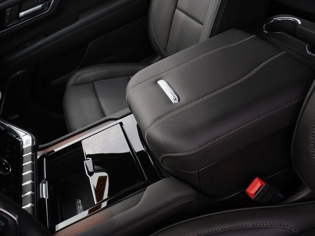 New 2026 GMC Yukon XL Denali w/ Sun & Power Step Package AWD/4WD image 21