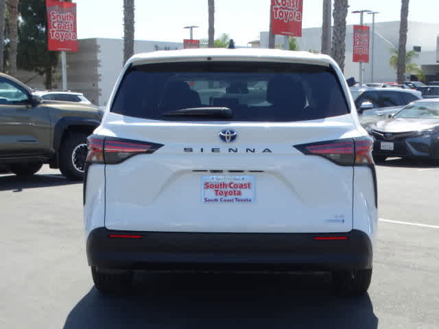 Certified 2021 Toyota Sienna LE image 13