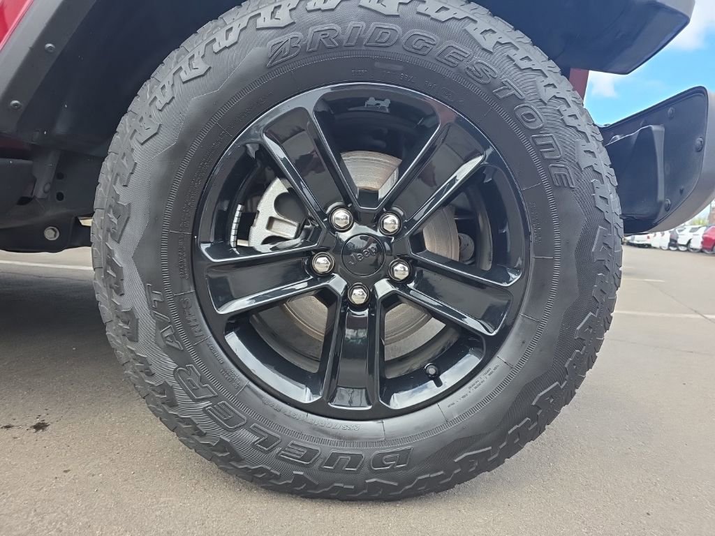 Certified 2022 Jeep Wrangler Unlimited Sahara image 9