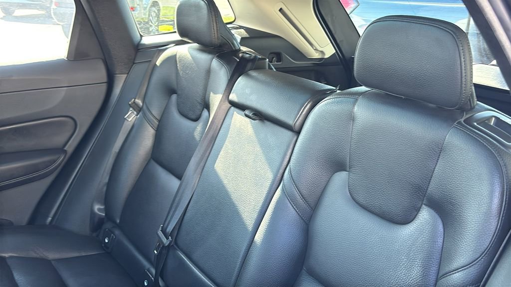 Used 2023 Volvo XC60 T8 Plus w/ Climate Package AWD/4WD image 26