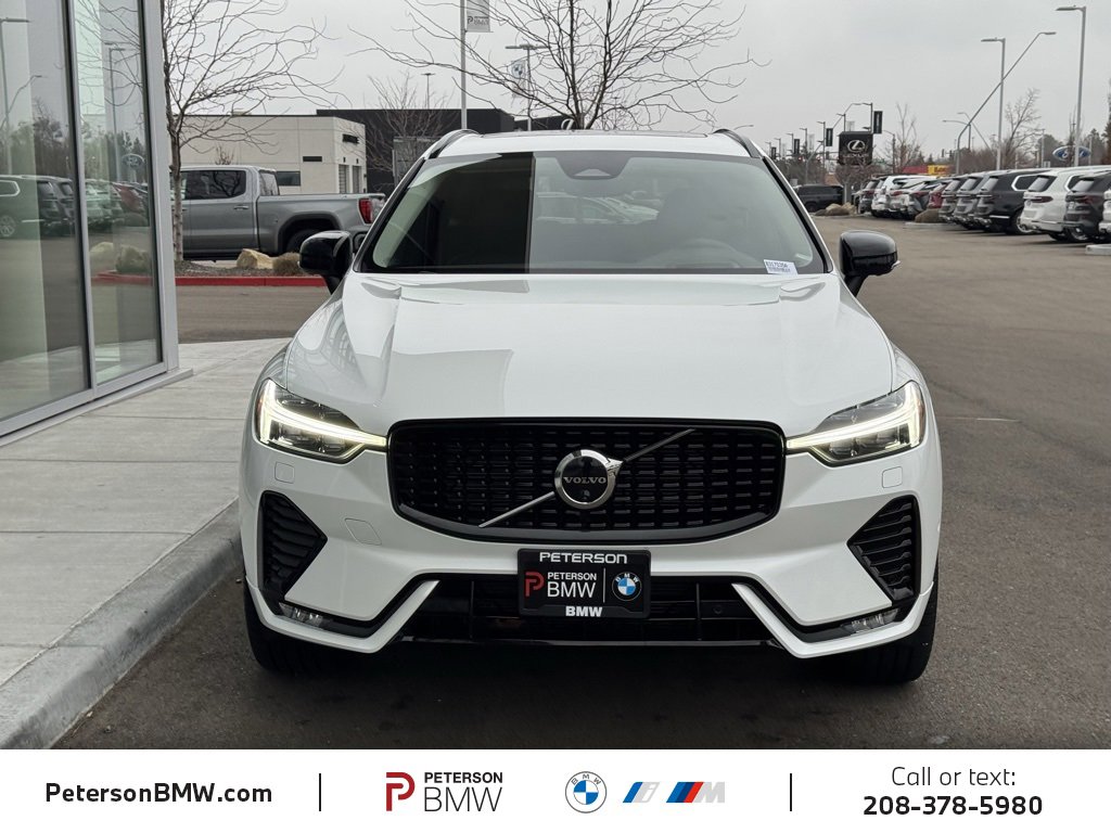 Used 2024 Volvo XC60 B5 Ultimate w/ Protection Package Premier image 9