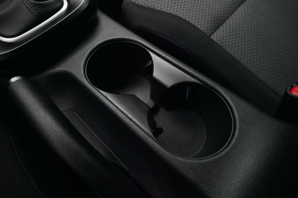 Used 2023 Kia Soul LX w/ LX Technology Package FWD image 16