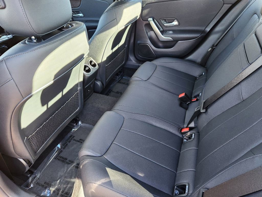 New 2025 Mercedes-Benz CLA 250 4MATIC image 29