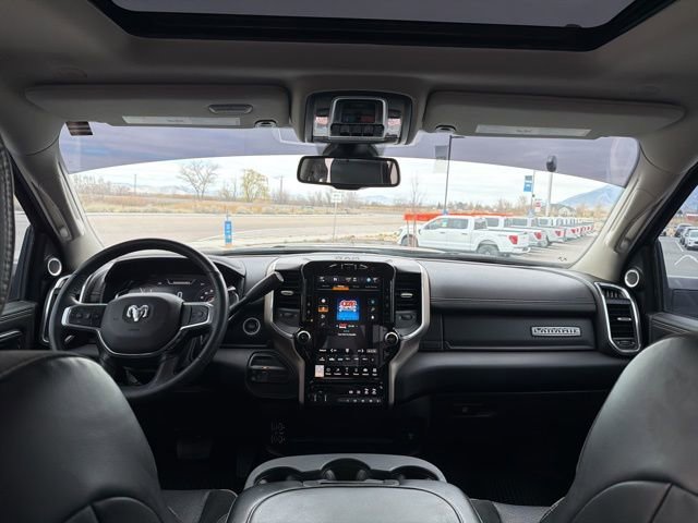 Used 2024 RAM 3500 Laramie AWD/4WD image 31