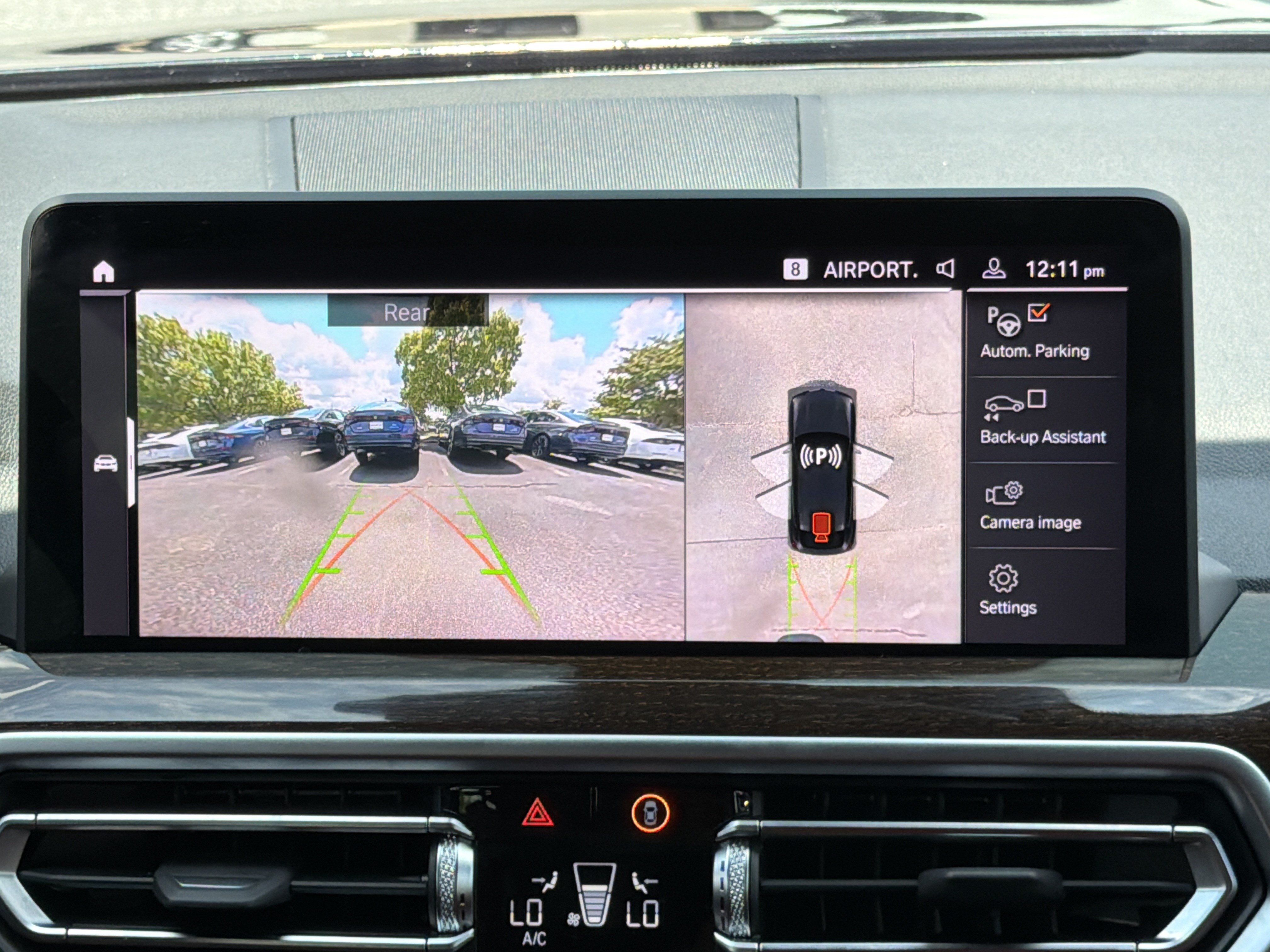 Used 2024 BMW X4 xDrive30i w/ Premium Package AWD/4WD image 4