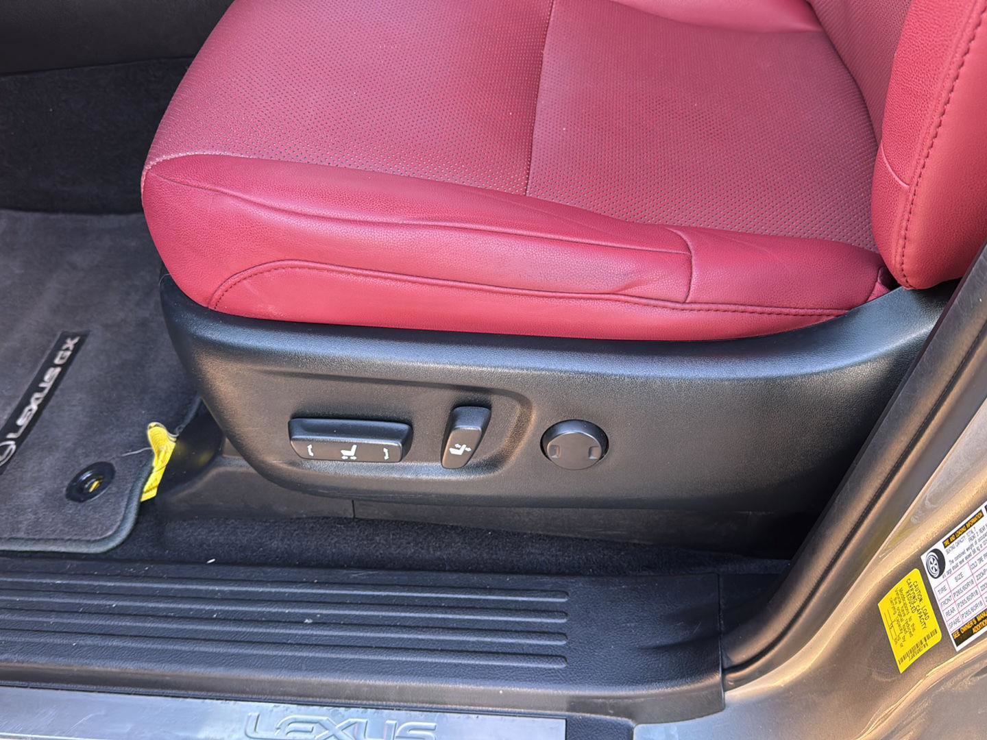 Used 2022 Lexus GX 460 Premium w/ Premium Package image 29