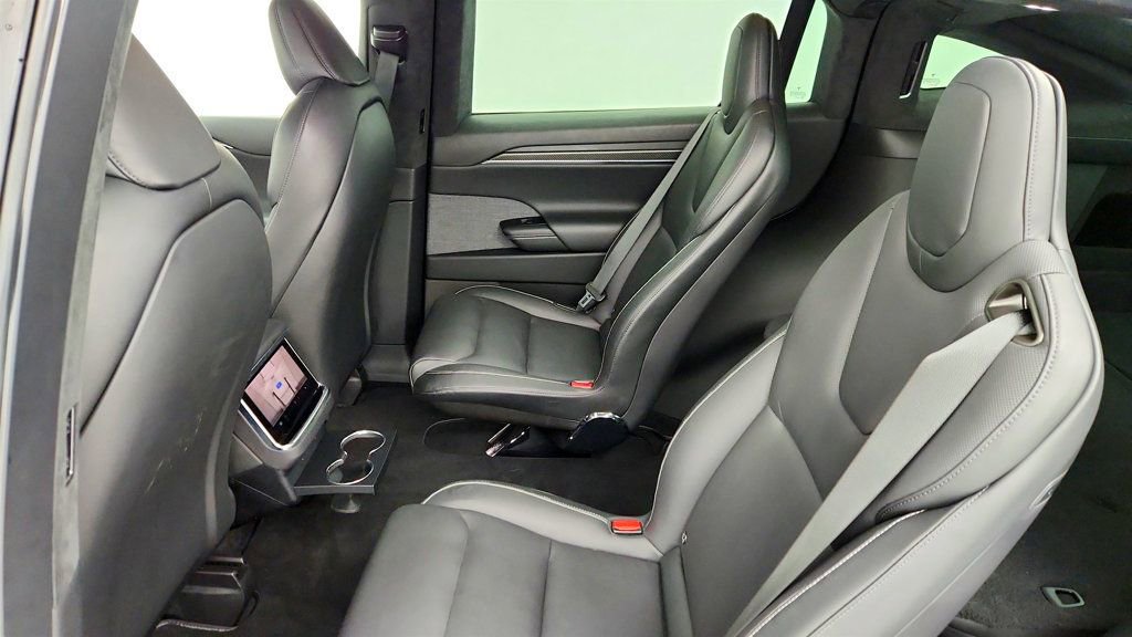 Used 2023 Tesla Model X Plaid image 26