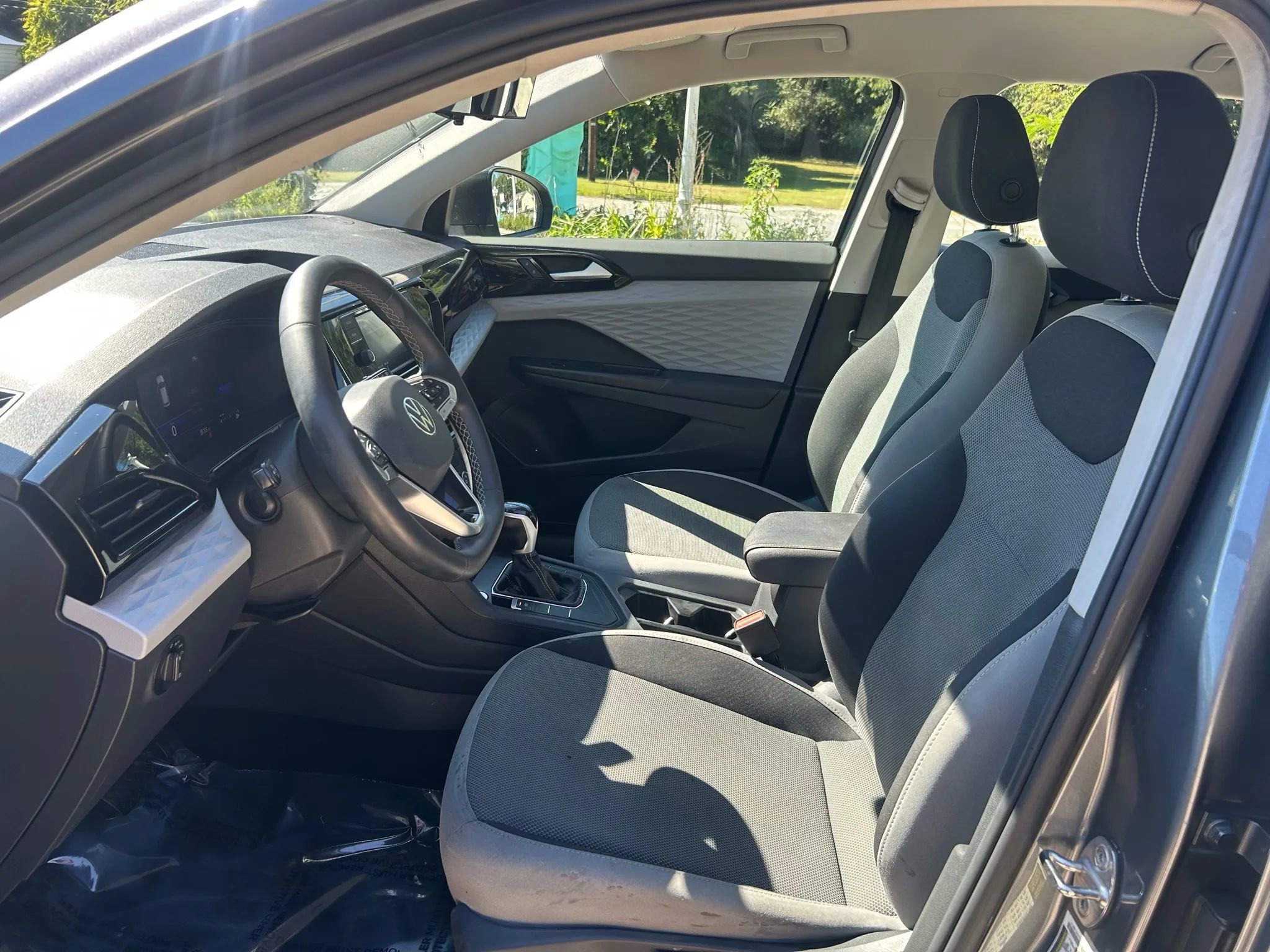 Used 2022 Volkswagen Taos S w/ IQ Drive S Package image 20