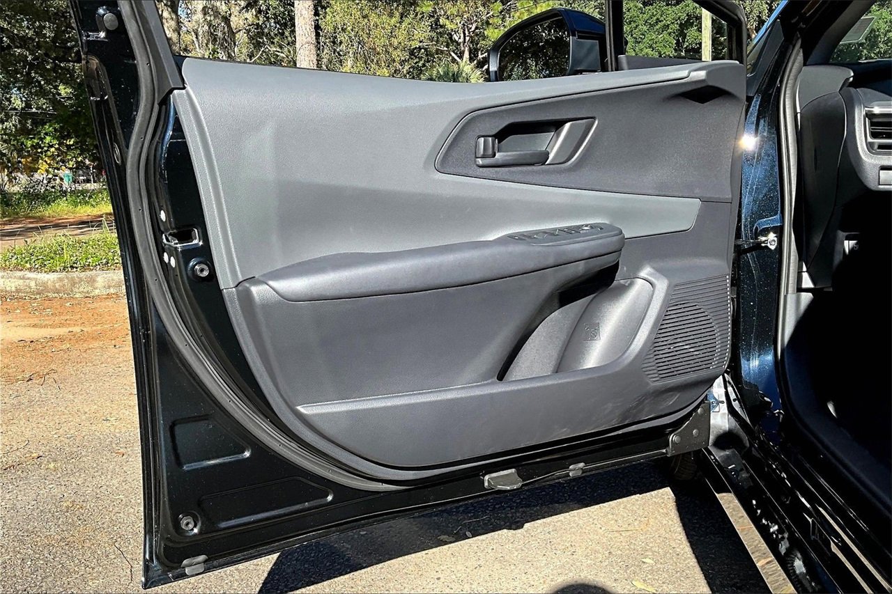 Used 2026 Toyota Prius LE image 17