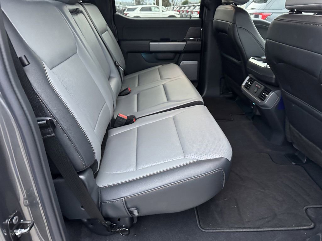 Used 2025 Ford F150 Lightning Lariat AWD/4WD image 7