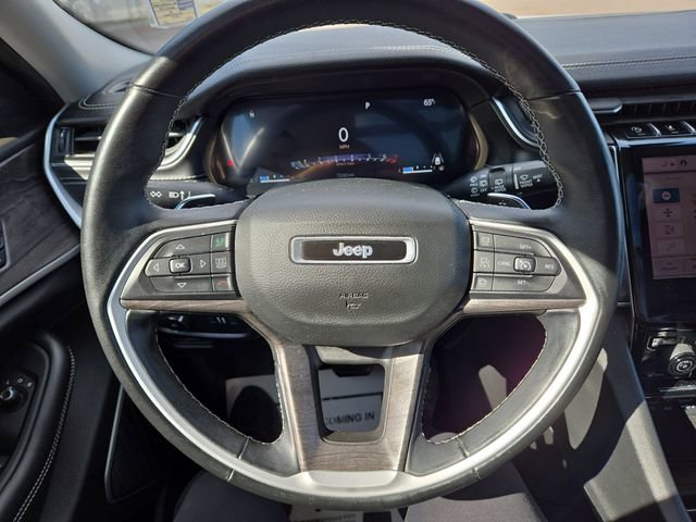 Used 2022 Jeep Grand Cherokee L Limited w/ Black Appearance Package RWD image 20