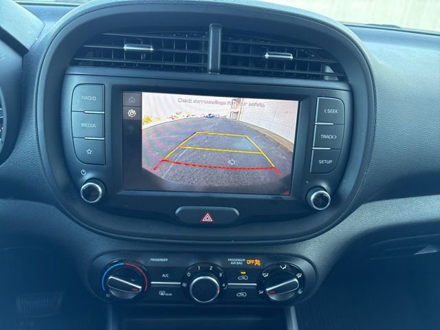 Certified 2022 Kia Soul LX image 14