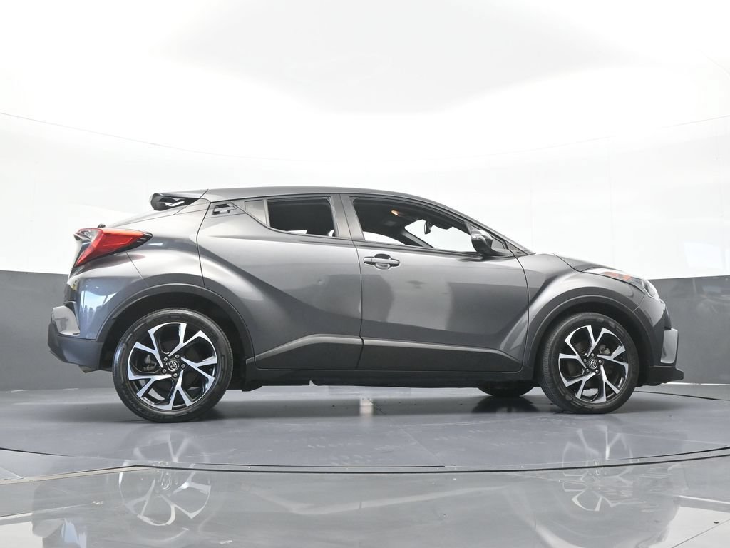 Used 2019 Toyota C-HR XLE FWD image 52