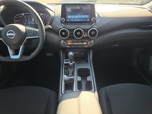 Certified 2025 Nissan Sentra SR FWD image 14