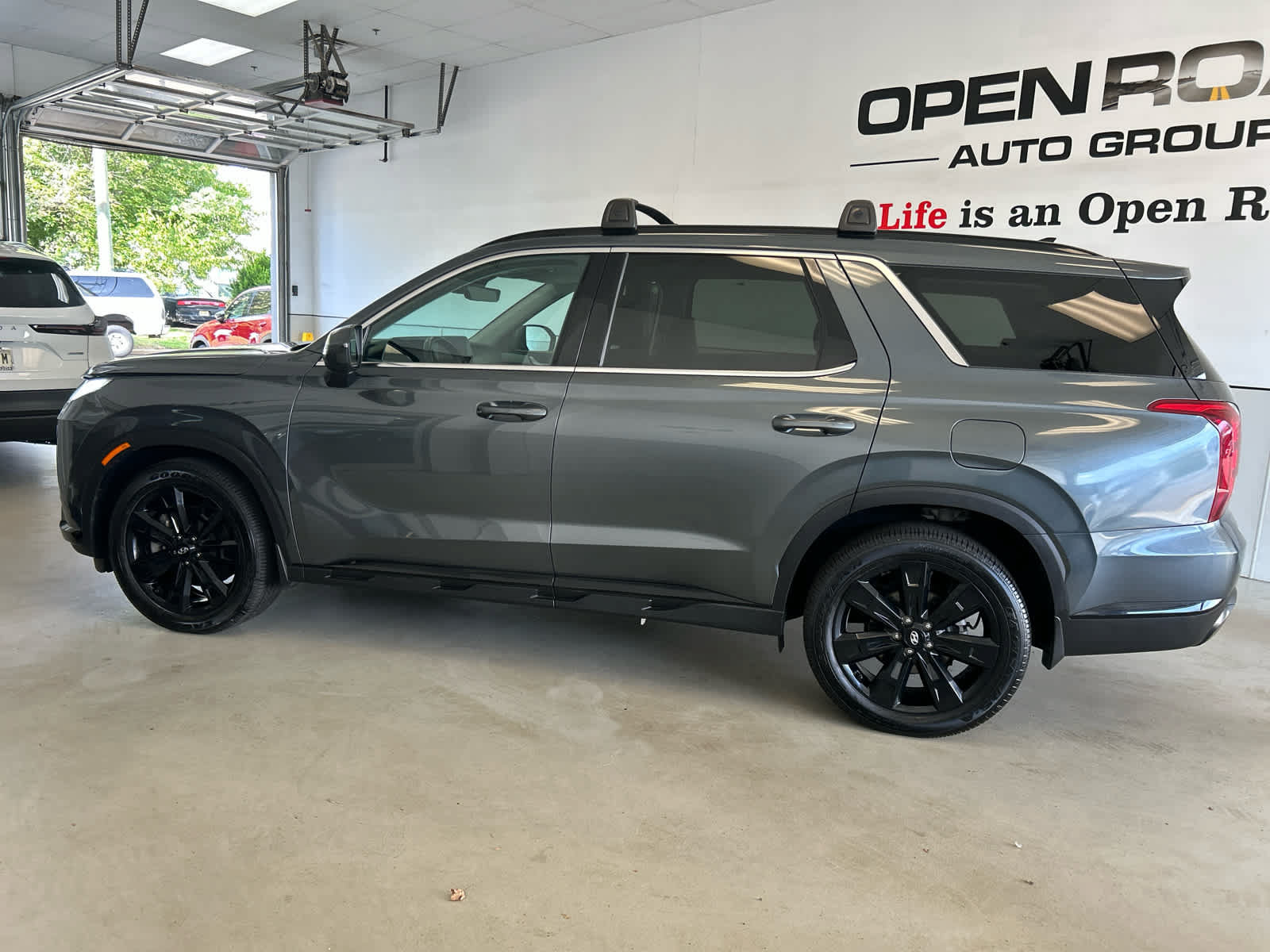 Used 2023 Hyundai Palisade XRT AWD/4WD image 3