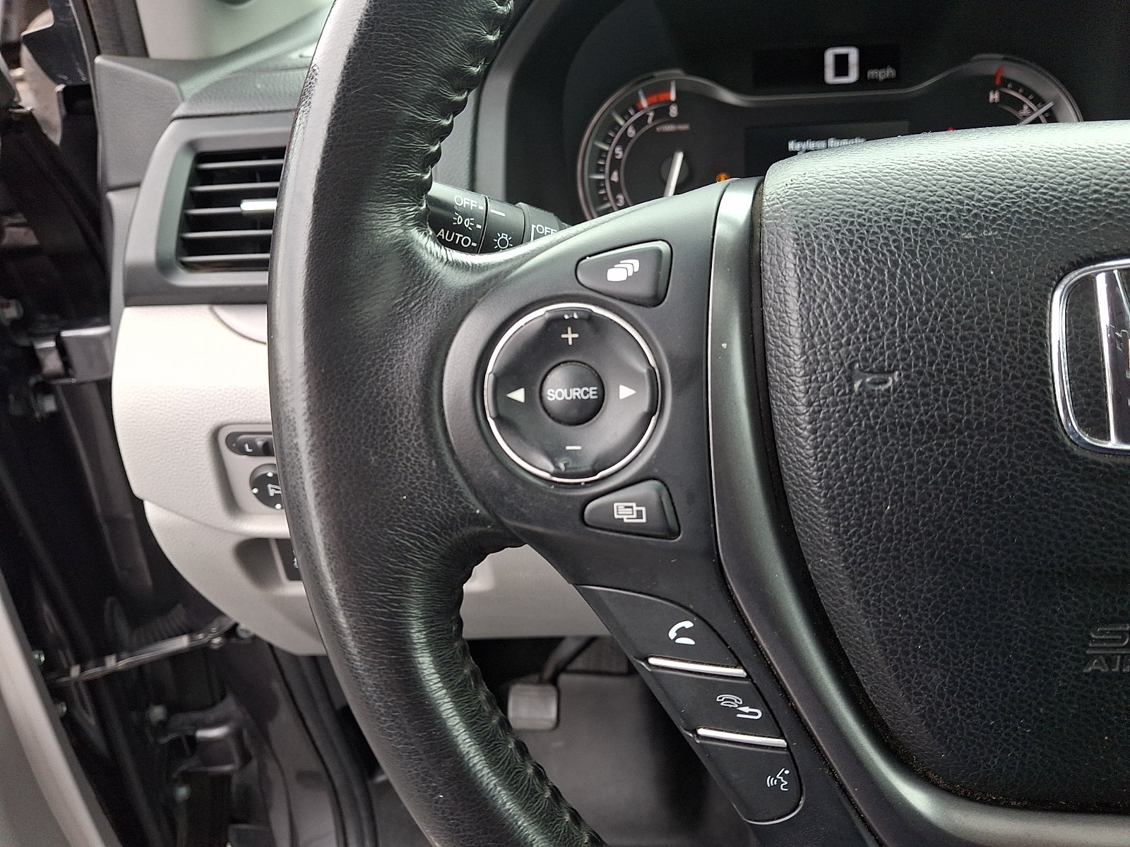 Certified 2019 Honda Ridgeline RTL-T image 22