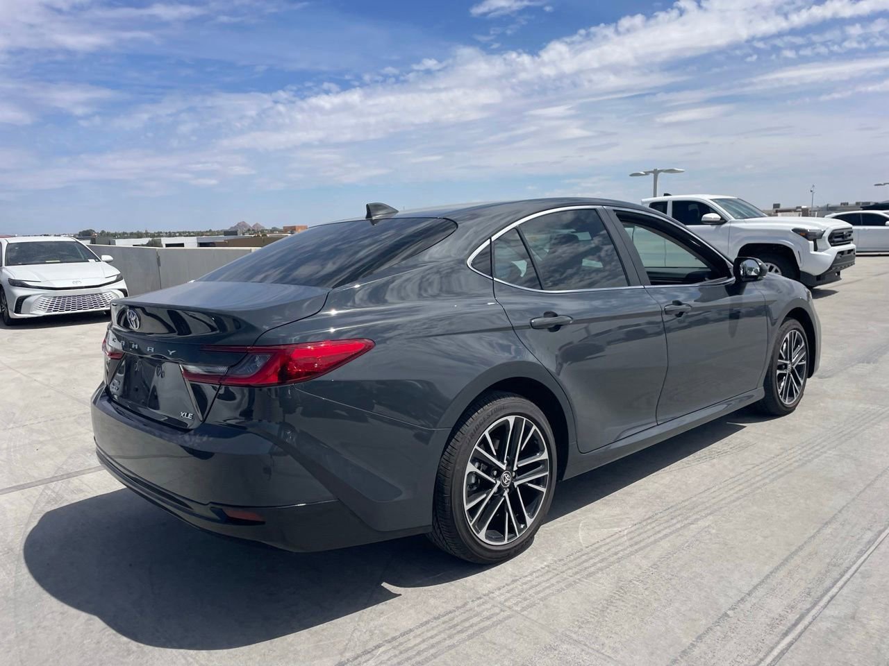 Used 2026 Toyota Camry XLE AWD/4WD image 2