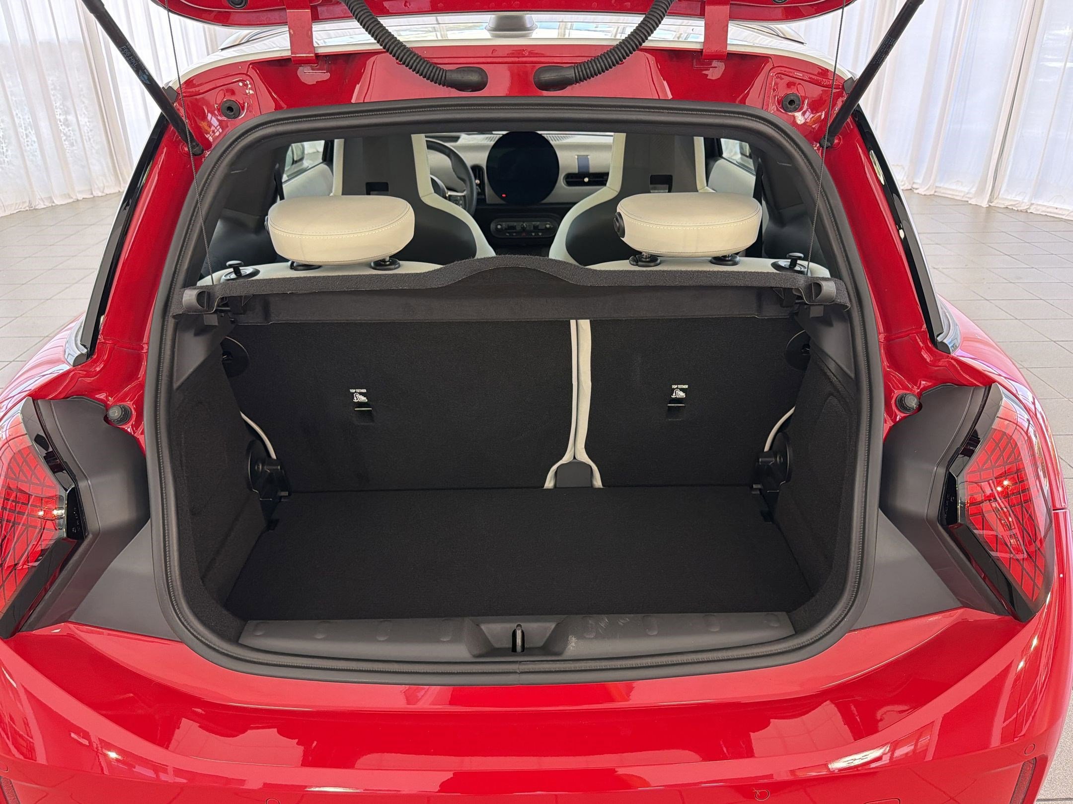 Certified 2025 MINI Cooper S FWD image 32