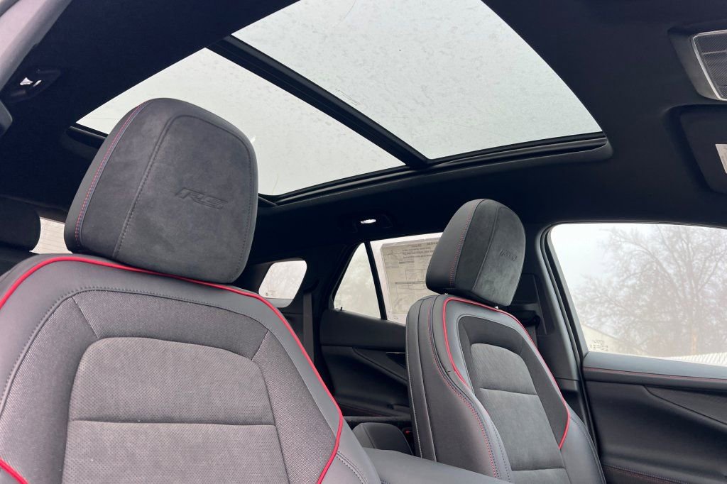 New 2026 Chevrolet Blazer EV RS image 14