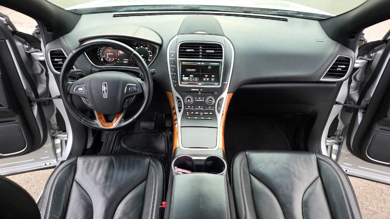 Used 2016 Lincoln MKX Select w/ Select Plus Package AWD/4WD image 35
