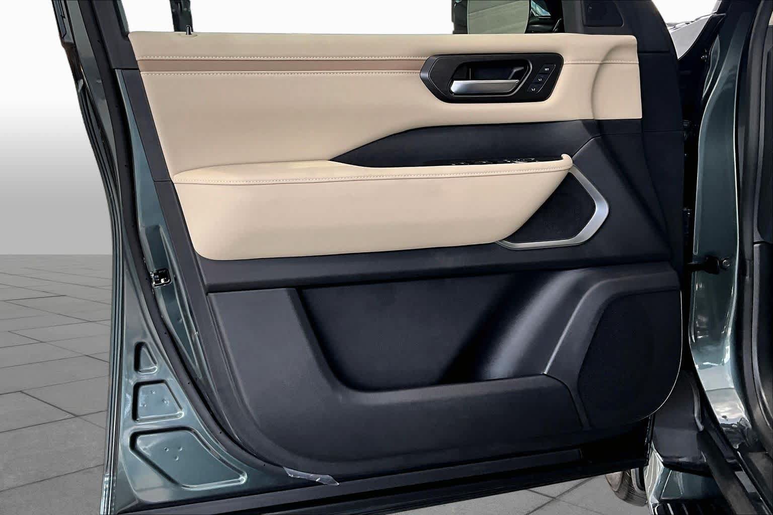 New 2026 Nissan Armada Platinum Reserve AWD/4WD image 10