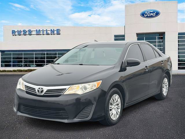 Used 2014 Toyota Camry L image 6