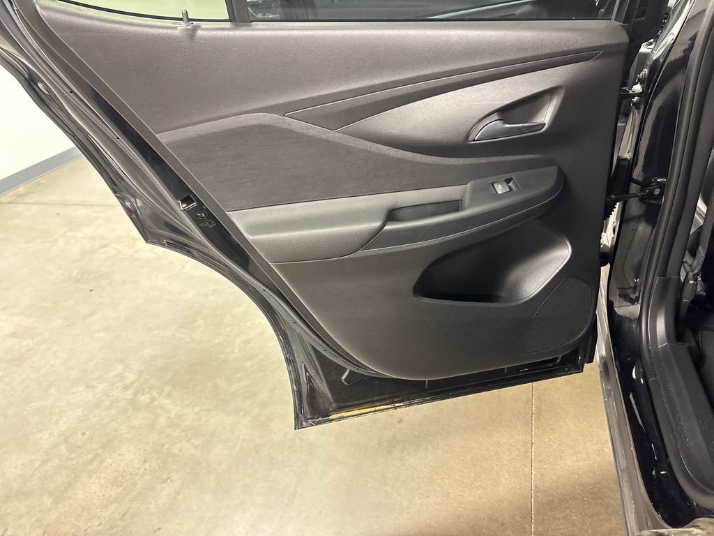 Used 2025 Buick Envista Preferred FWD image 26