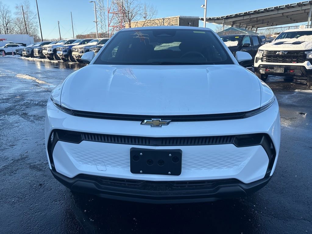 New 2026 Chevrolet Equinox EV LT image 2