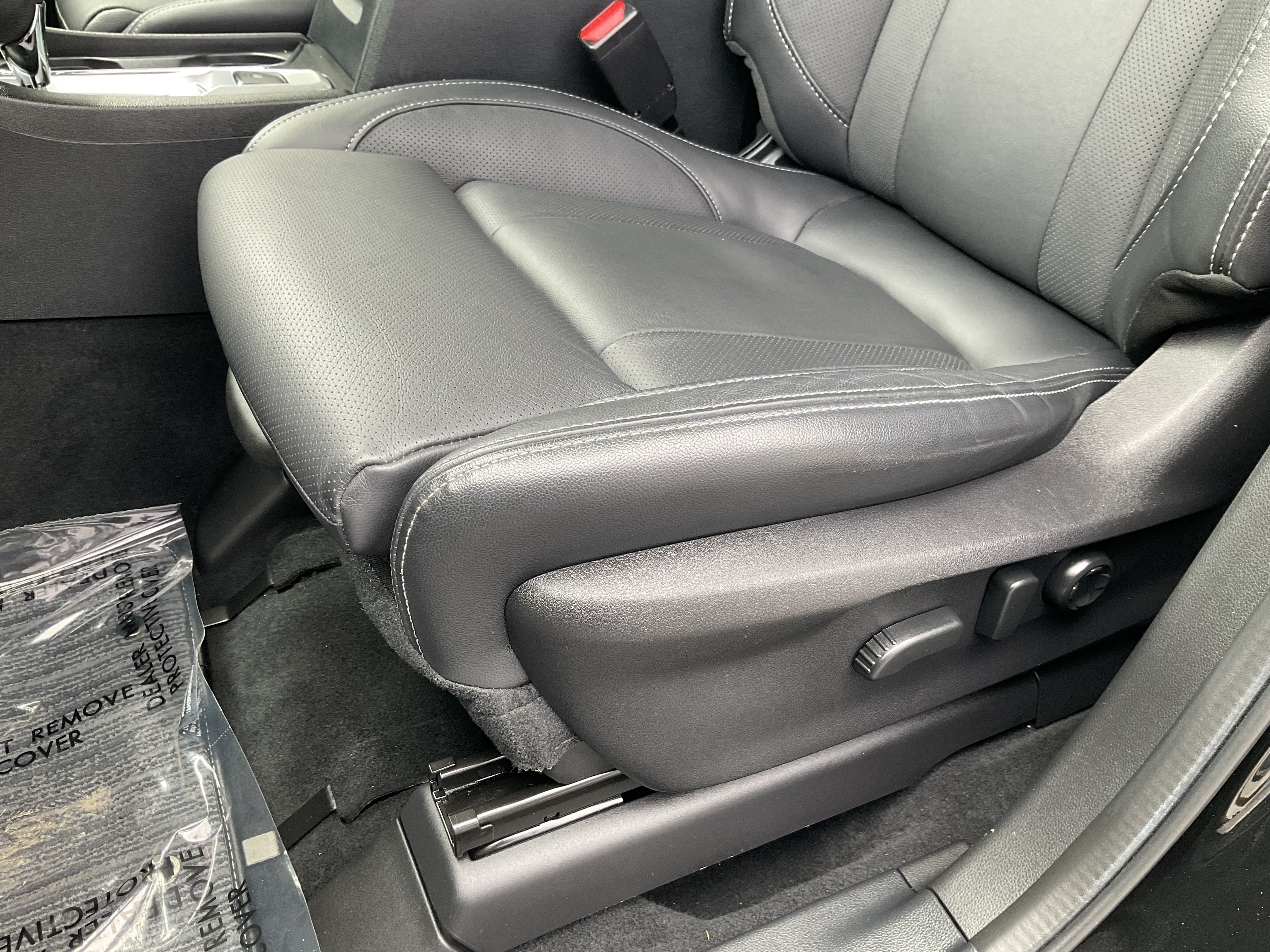 Used 2023 Subaru Ascent Limited AWD/4WD image 25