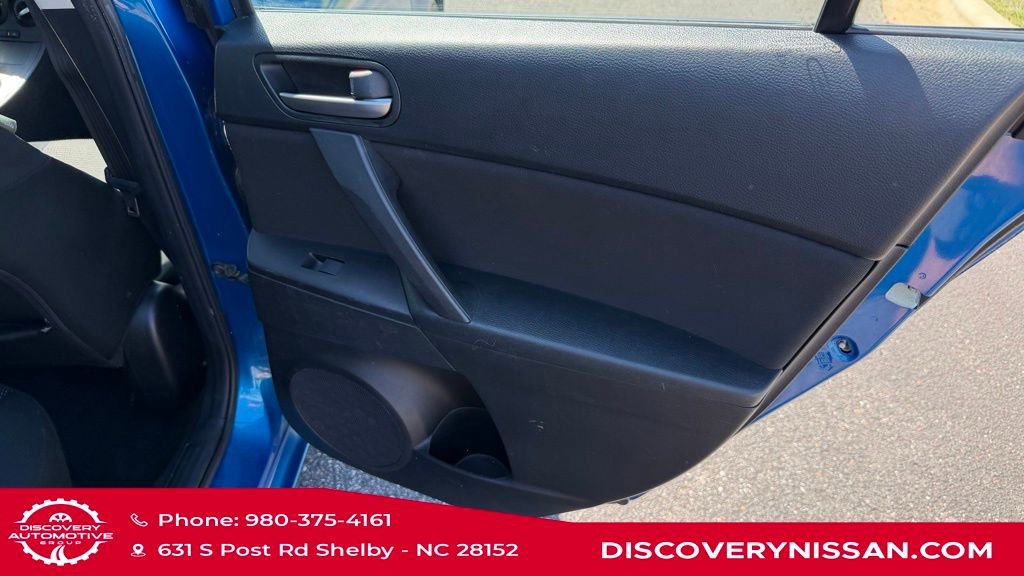 Used 2012 MAZDA MAZDA3 i Touring FWD image 32