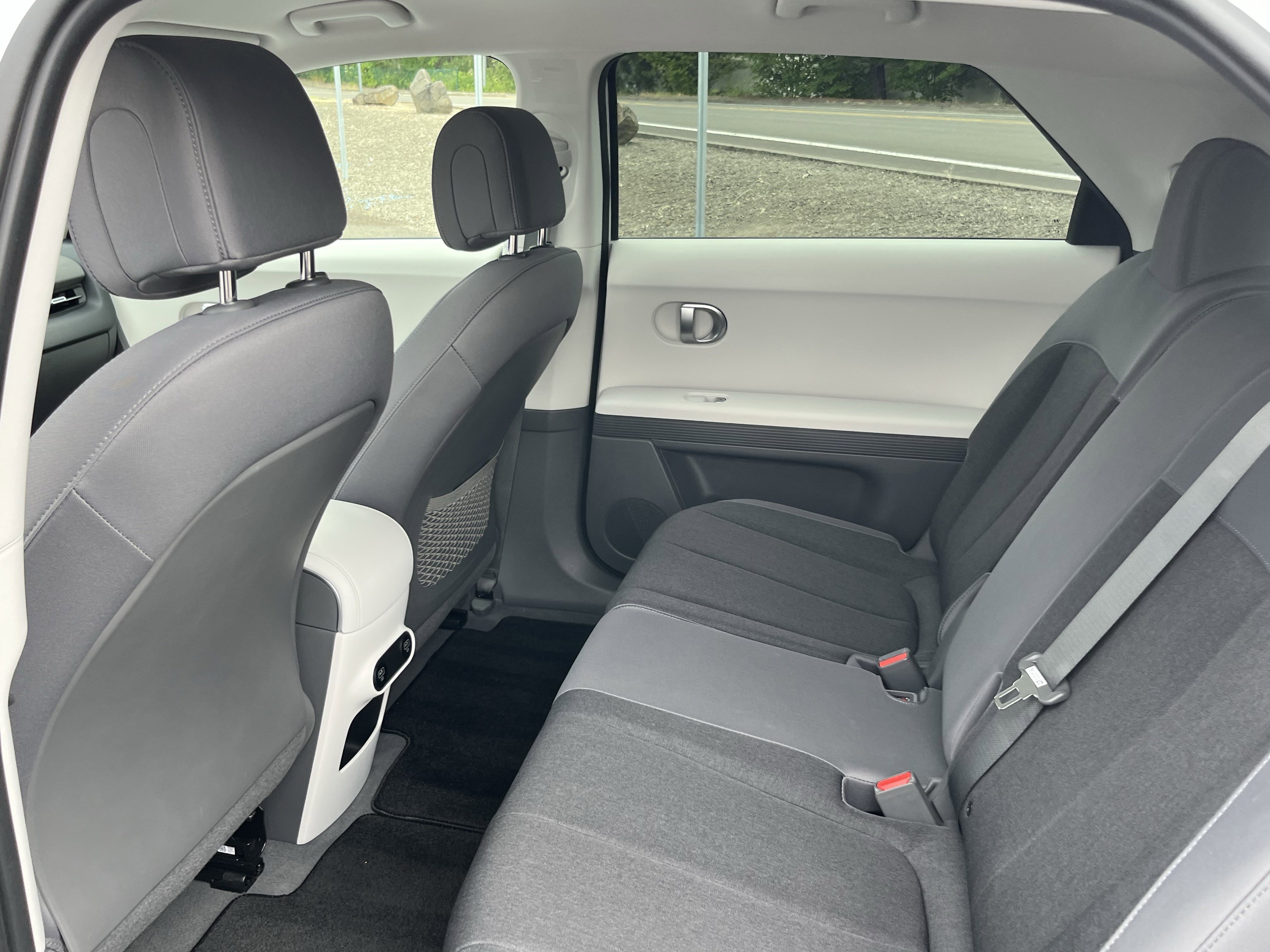 Certified 2024 Hyundai Ioniq 5 SE RWD image 13