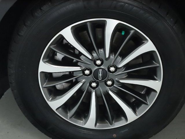 Certified 2023 Lincoln Nautilus AWD image 36