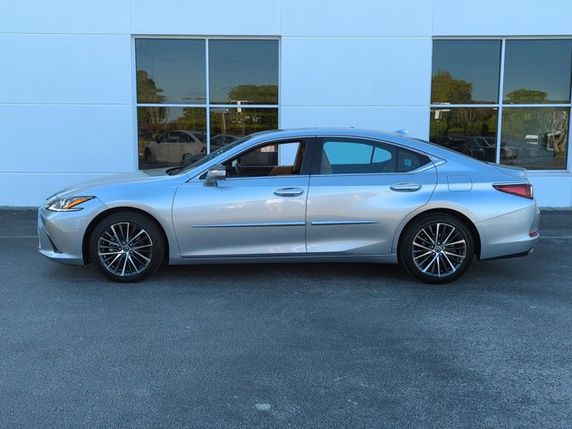 Used 2022 Lexus ES 350 w/ Premium Package image 8