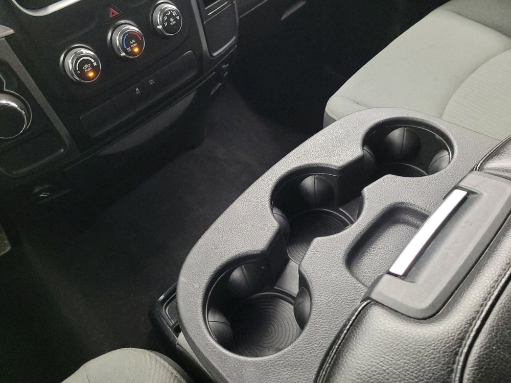 Used 2022 RAM 1500 Classic SLT image 26